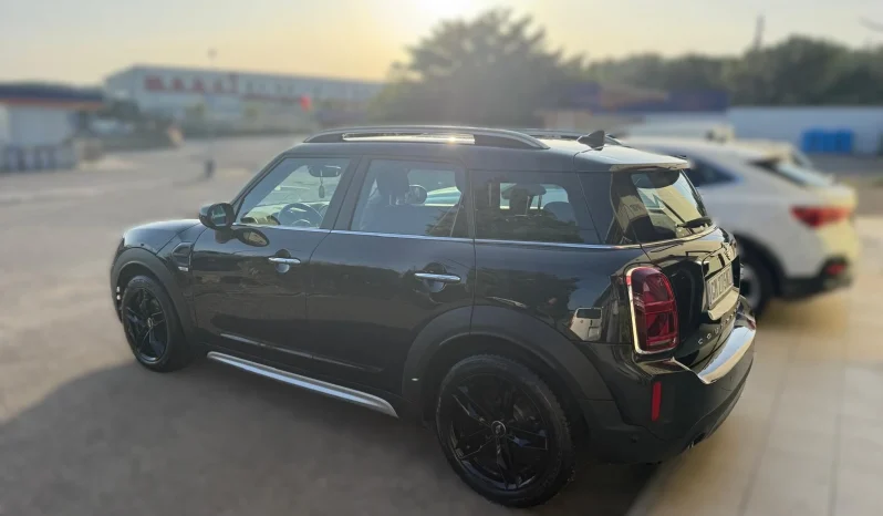 
								2023 Mini Cooper D Countryman full									