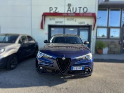 2020 Alfa Romeo Stelvio Q2