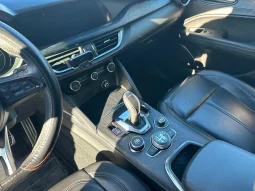 
										2020 Alfa Romeo Stelvio Q2 full									