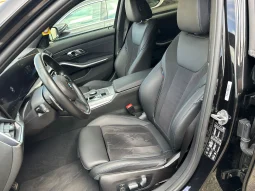 
										2023 BMW 320d XDrive Msport full									