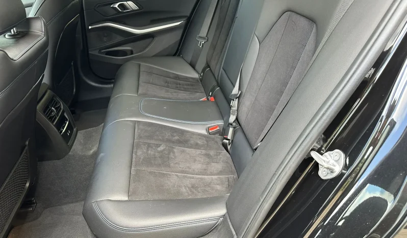 
								2023 BMW 320d XDrive Msport full									