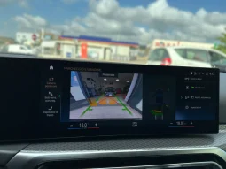 
										2023 BMW 320d XDrive Msport full									