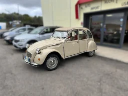 
										1975 Citroen 2CV full									