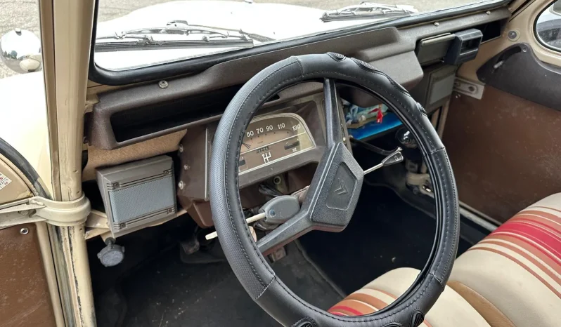 
								1975 Citroen 2CV full									