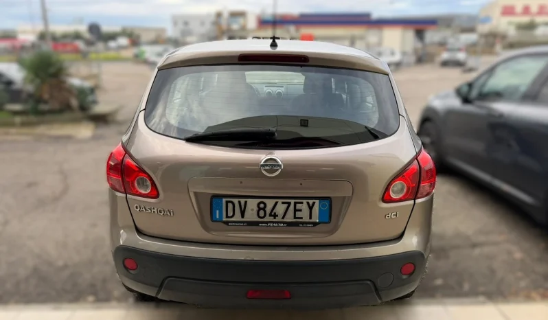 
								2009 Nissan Qashqai full									