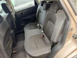 
										2009 Nissan Qashqai full									