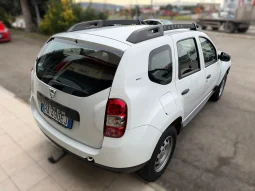
										2016 Dacia Duster full									