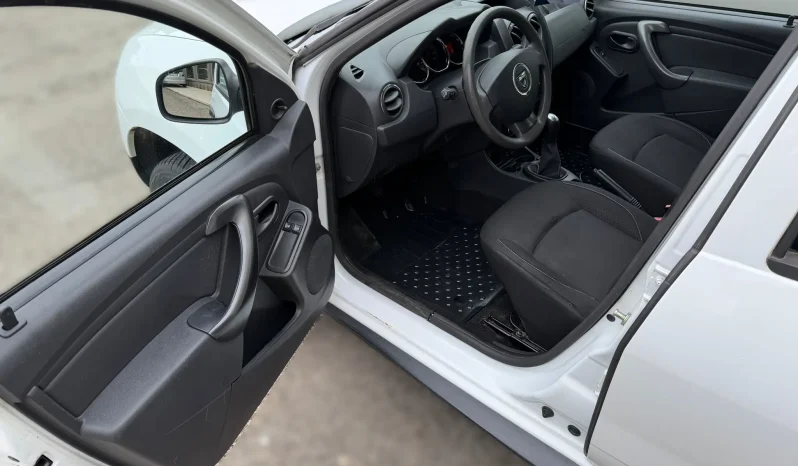 
								2016 Dacia Duster full									