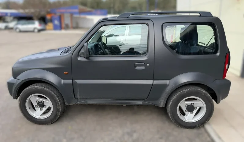 
								2002 Suzuki Jimny full									