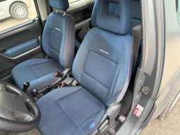 
										2002 Suzuki Jimny full									