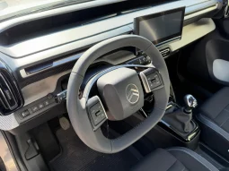 
										2025 Citroen C3 full									