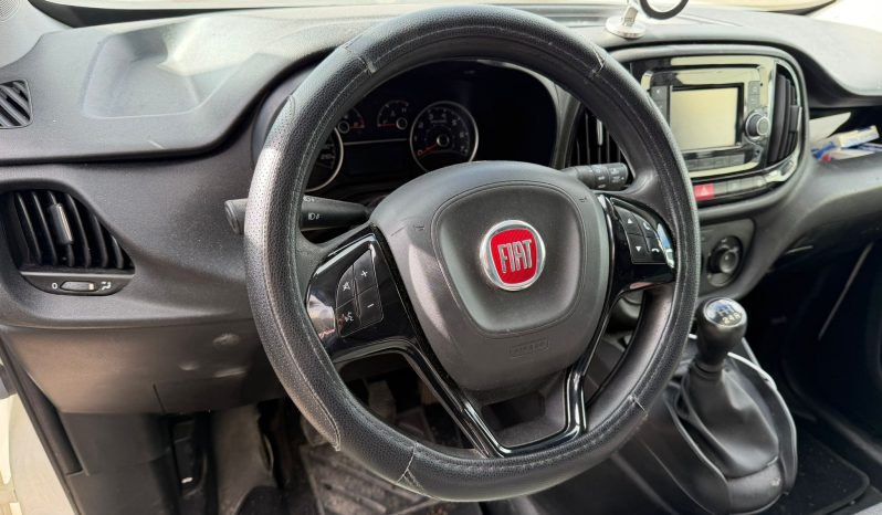 
								2020 Fiat Doblò full									
