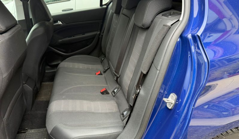 
								2019 Peugeot 308 full									