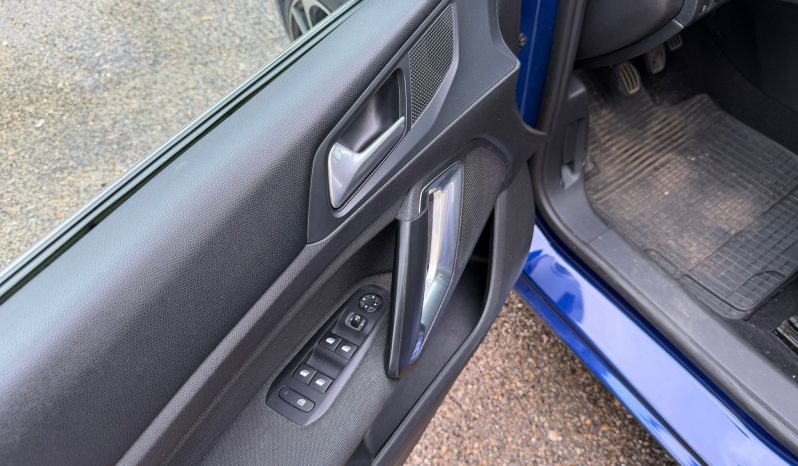 
								2019 Peugeot 308 full									