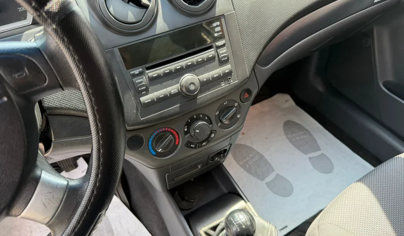 
								2010 Chevrolet Aveo full									