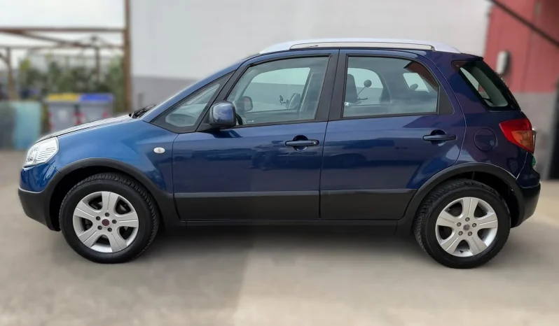 
								2008 Fiat Sedici full									