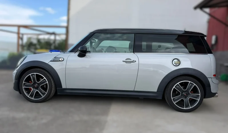 
								2010 Mini Clubman Cooper S full									