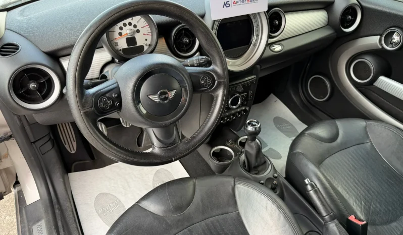 
								2010 Mini Clubman Cooper S full									
