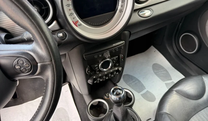 
								2010 Mini Clubman Cooper S full									