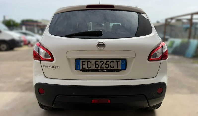 
								2010 Nissan Qashqai full									