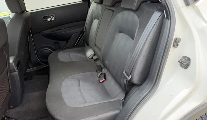 
								2010 Nissan Qashqai full									
