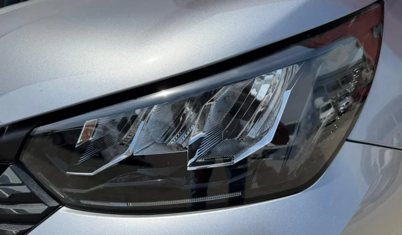 
								2024 Peugeot 2008 full									