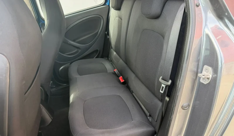 
								2019 Smart Forfour full									