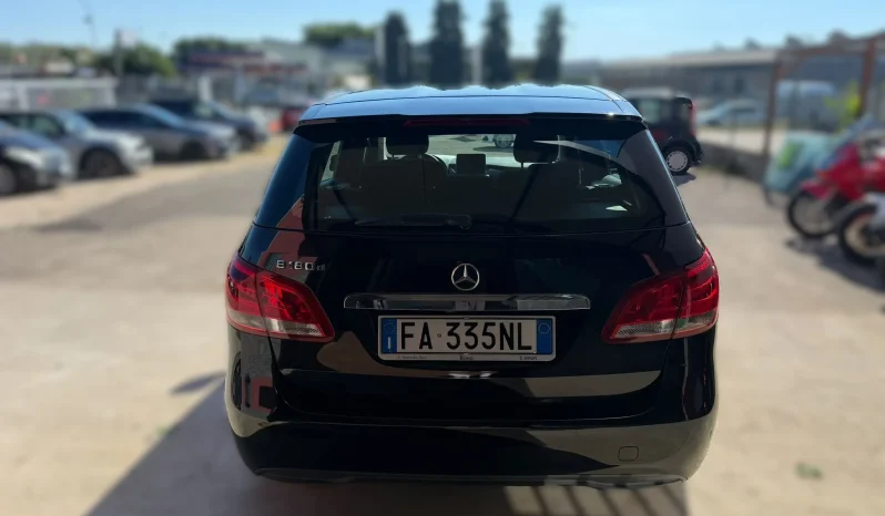 
								2015 Mercedes-Benz B180 CDI full									