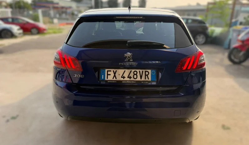 
								2019 Peugeot 308 full									