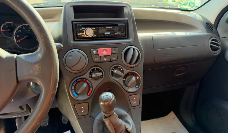 
								2010 Fiat Panda 4×4 full									